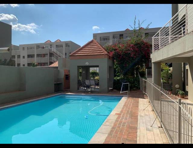 2 BEDROOM APARTMENT FOR SALE IN GLENHAZEL